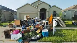 Professional trash removal service, fast and eco-friendly